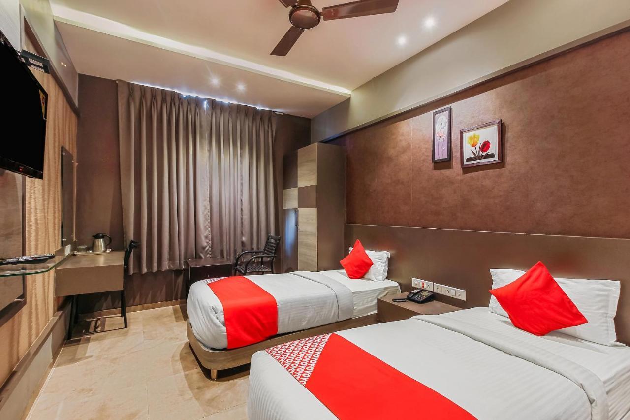 Oyo 26991 Stanza Luxurios Stay Zahirabad Exteriér fotografie